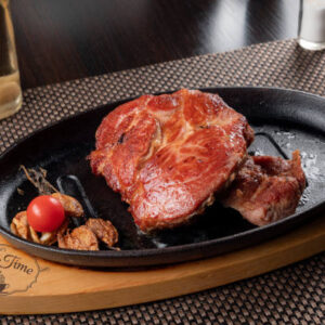 Ceafă de porc la grătar